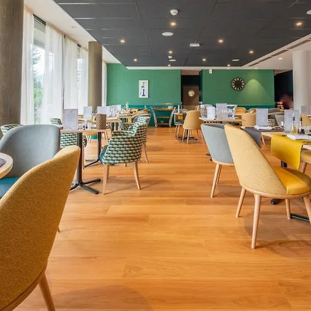 Aparthotel Domitys L'horologia Cluses